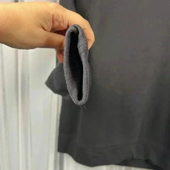 Athleta Basic Black Crew Neck Sweatshirt Cozy Baggy Cotton Blend Women’s Medium - Picture 3 of 12